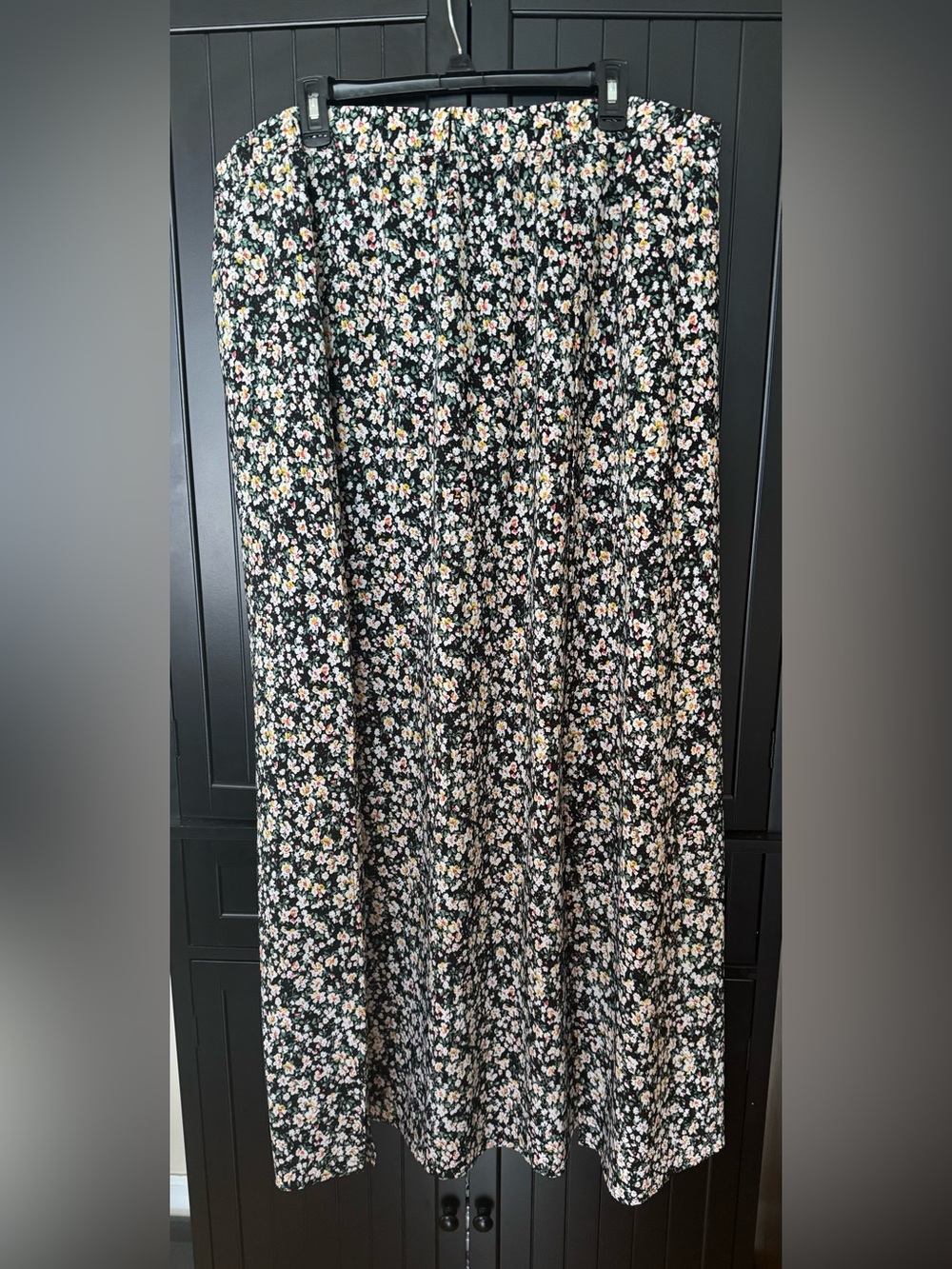 SHEIN Curve 4XL Black Ditsy Floral Maxi Skirt Double Front Slit Plus Size